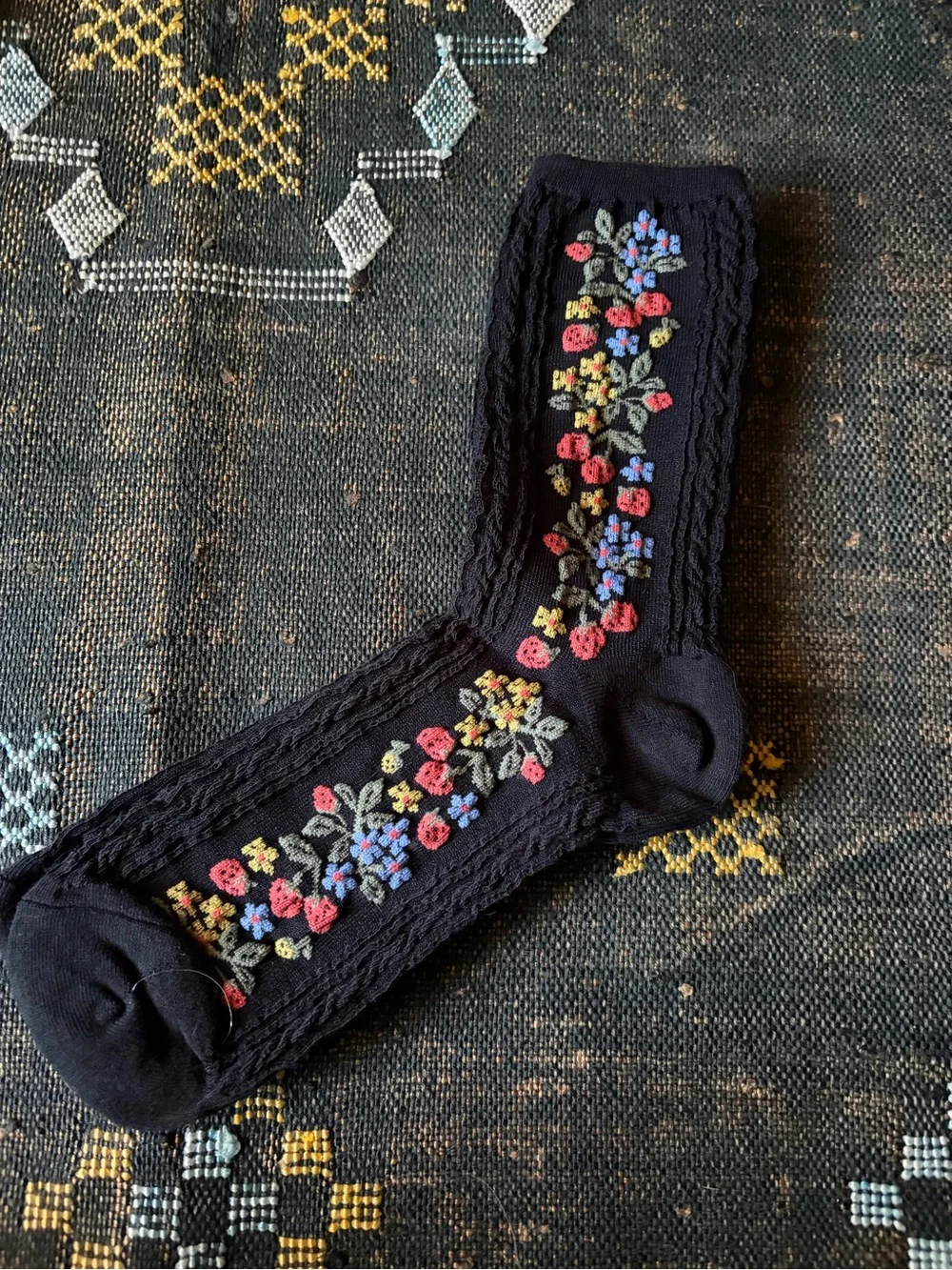 Tiepology nwt socks